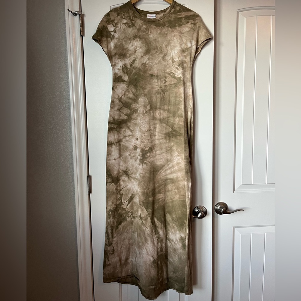 LuLaRoe Maxi Dress (Green Tie Dye)